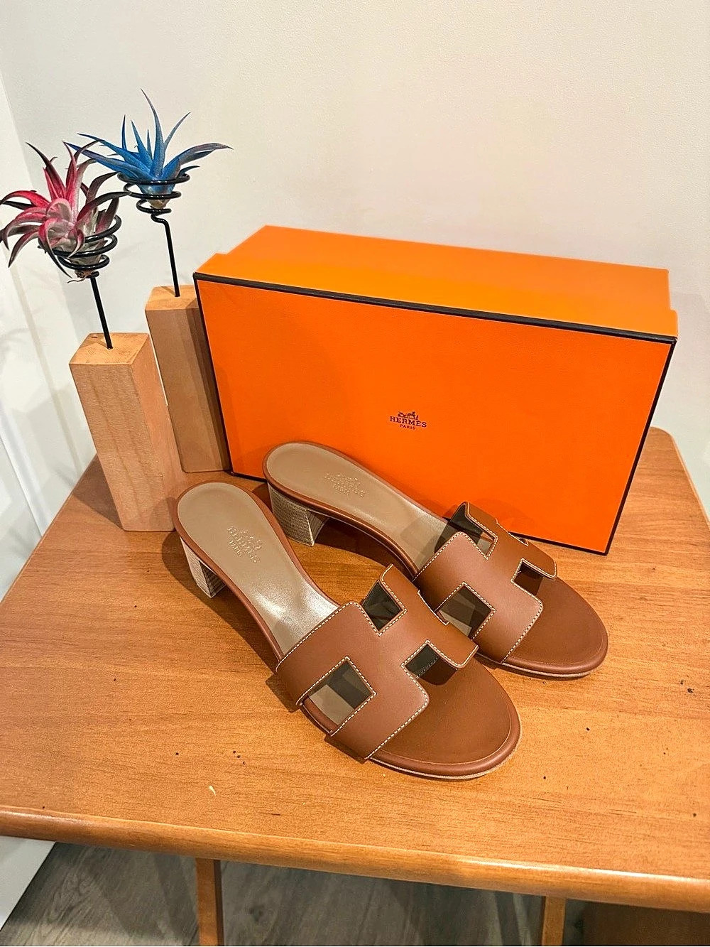 Hermès Oran Sandals Brown EU 39